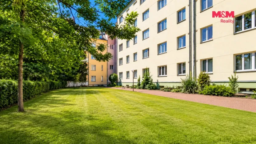 Prodej bytu 3+1, Praha - Vysočany, Podnádražní, 93 m2