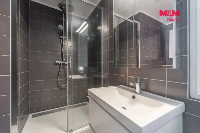 Prodej bytu 4+1, Praha - Černý Most, Bojčenkova, 104 m2