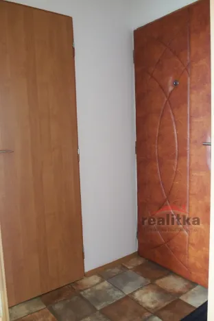 Pronájem bytu 1+1, Opava - Kateřinky, Holasická, 37 m2