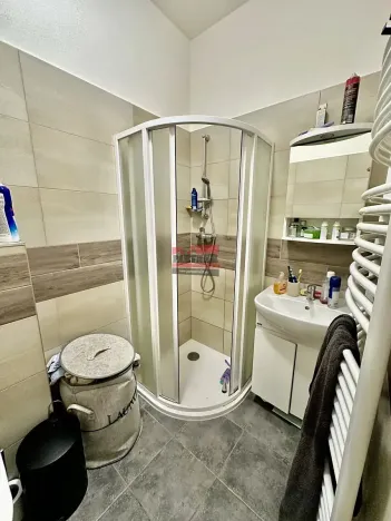 Pronájem bytu 1+1, Praha - Smíchov, Ke Koulce, 36 m2