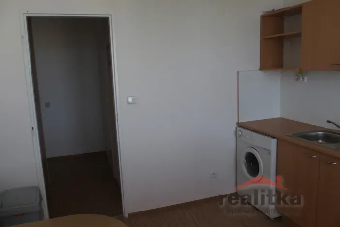Pronájem bytu 1+1, Opava - Kylešovice, 17. listopadu, 35 m2