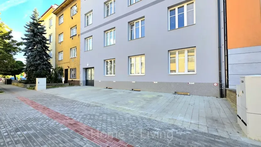 Pronájem bytu 2+kk, Brno, Šámalova, 65 m2