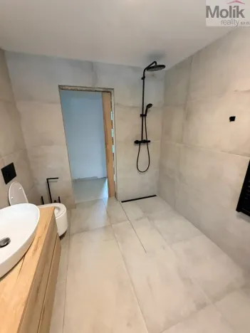 Prodej rodinného domu, Lužice - Svinčice, 224 m2