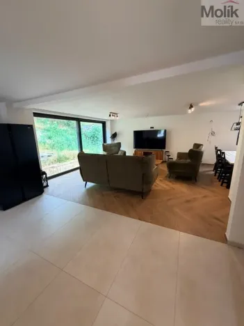 Prodej rodinného domu, Lužice - Svinčice, 224 m2