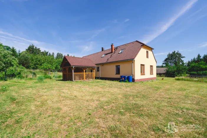 Prodej zemědělské usedlosti, Bělčice, 290 m2