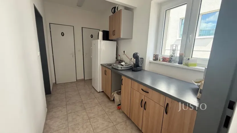 Pronájem kanceláře, Teplice, Pražská, 73 m2