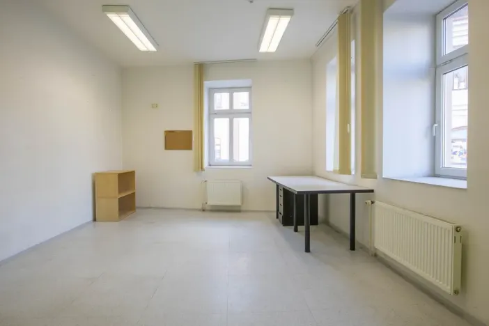 Prodej kanceláře, Chrudim - Chrudim IV, Lupáčova, 612 m2