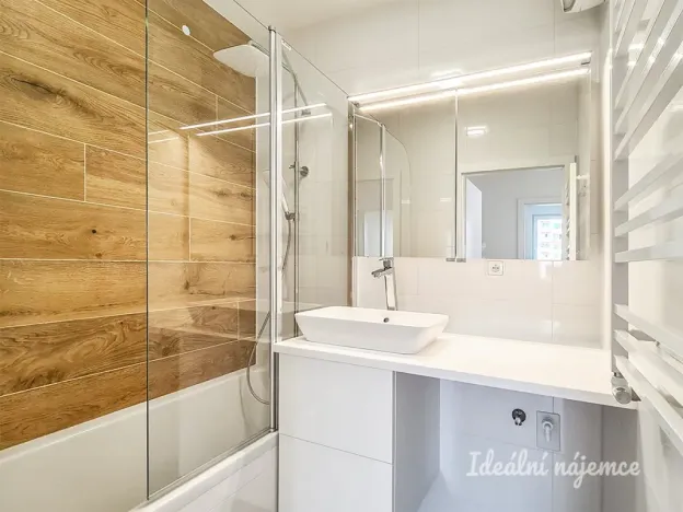 Pronájem bytu 4+kk, Praha - Černý Most, Bryksova, 74 m2