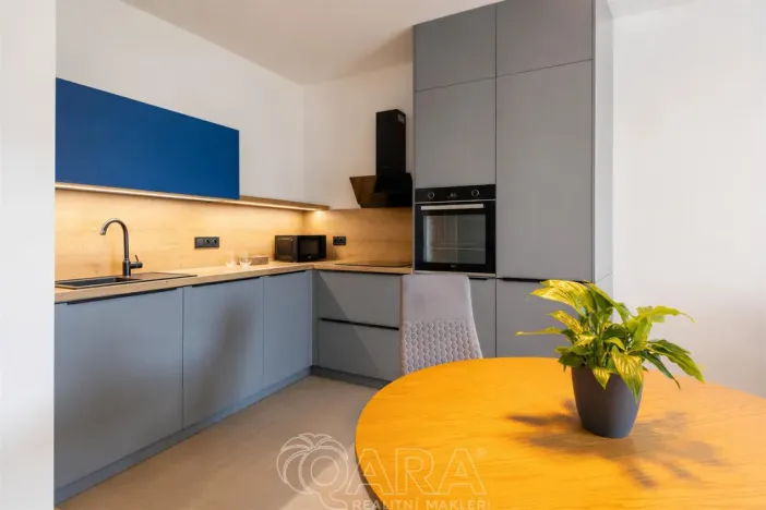 Pronájem bytu 2+kk, Praha - Modřany, Mezi vodami, 55 m2