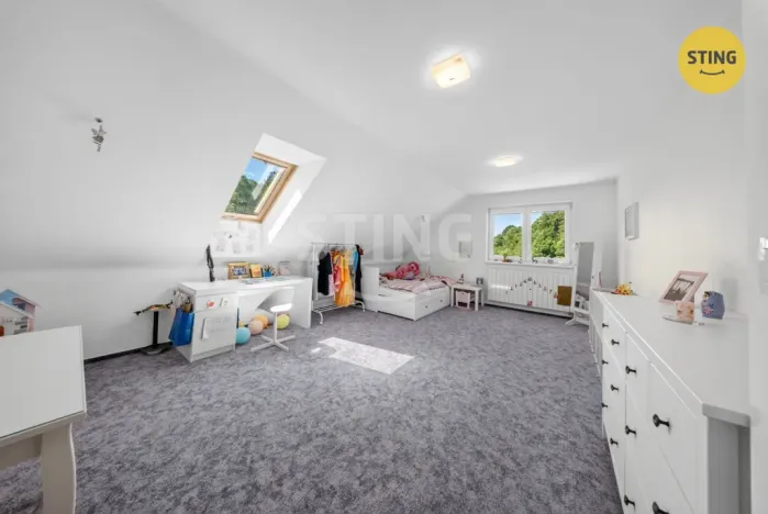 Prodej rodinného domu, Rožnov pod Radhoštěm, V Mokrém, 250 m2