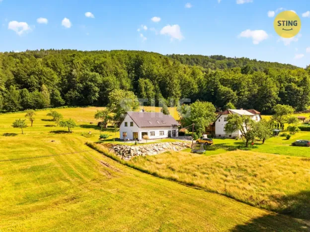 Prodej rodinného domu, Rožnov pod Radhoštěm, V Mokrém, 250 m2