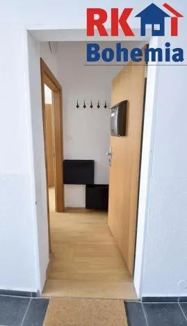 Pronájem bytu 1+kk, Praha - Břevnov, Na Petynce, 29 m2