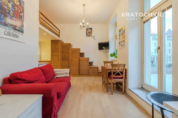 Pronájem bytu 1+kk, Praha - Bubeneč, Korunovační, 32 m2