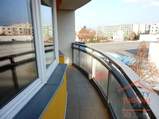 Pronájem bytu 1+kk, Hradec Králové, Palachova, 36 m2
