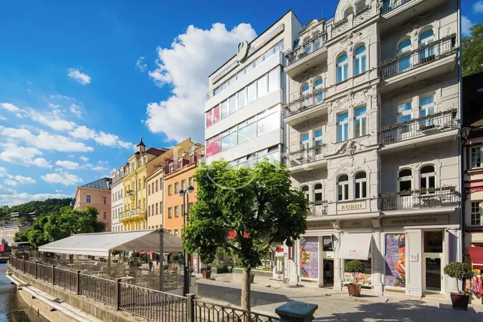 Prodej bytu 3+kk, Karlovy Vary, Vřídelní, 105 m2