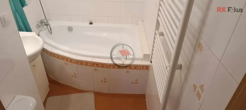 Pronájem bytu 2+1, Třebíč - Nové Dvory, Velkomeziříčská, 57 m2