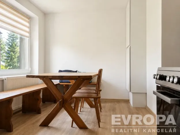 Pronájem bytu 3+1, Strážné, 70 m2