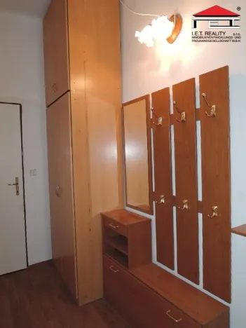 Pronájem bytu 1+1, Praha - Nusle, Křesomyslova, 41 m2
