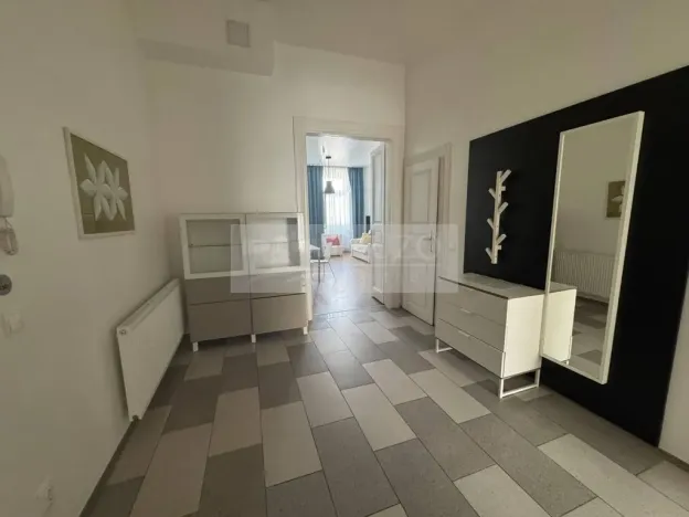 Pronájem bytu 2+kk, Praha, Strojnická, 66 m2