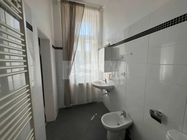Pronájem bytu 2+kk, Praha, Strojnická, 66 m2
