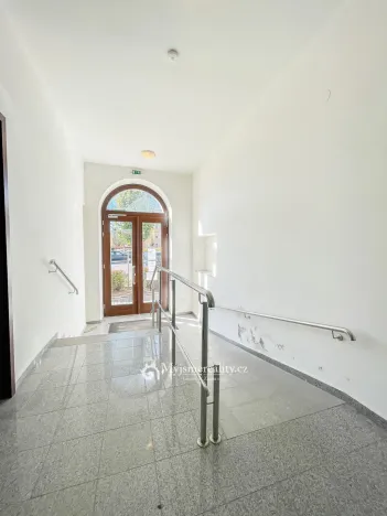 Pronájem bytu 2+kk, Znojmo, Mariánské náměstí, 60 m2