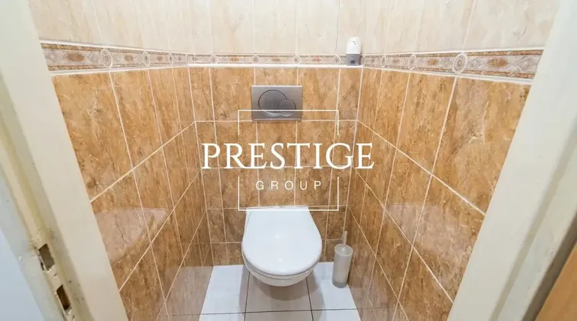 Pronájem bytu 2+1, Praha - Kobylisy, Famfulíkova, 60 m2