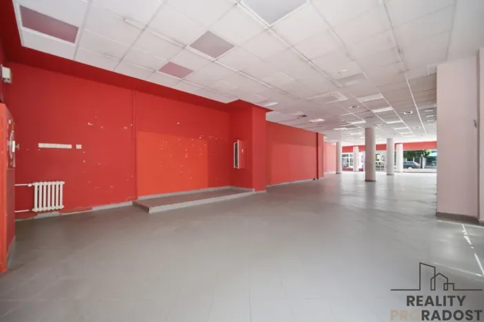 Pronájem obchodního prostoru, Pardubice - Zelené Předměstí, 17. listopadu, 250 m2