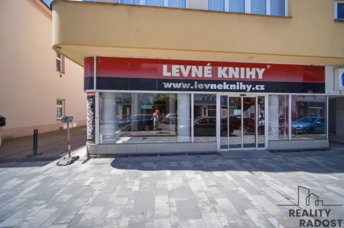 Pronájem obchodního prostoru, Pardubice - Zelené Předměstí, 17. listopadu, 250 m2
