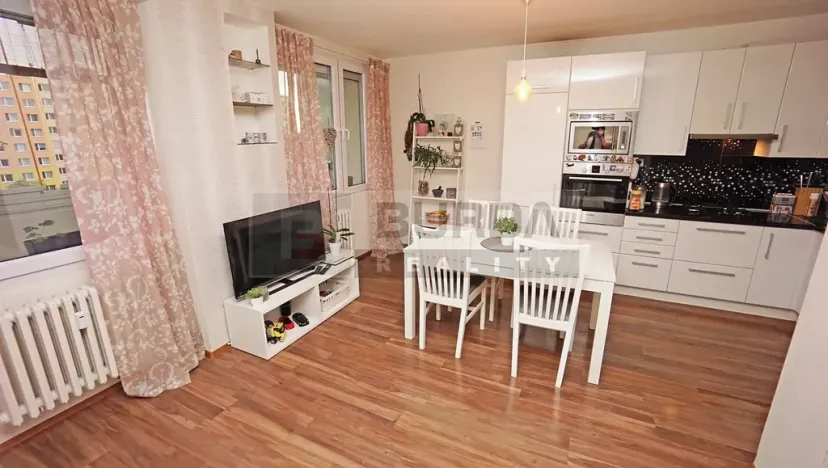 Prodej bytu 3+1, Neratovice, 75 m2