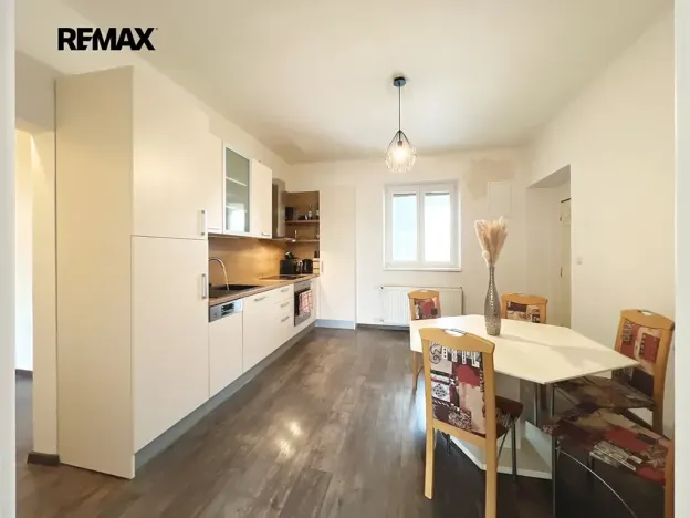 Prodej činžovního domu, Praha - Ďáblice, Kokořínská, 2120 m2