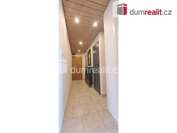 Pronájem bytu 2+kk, Praha - Břevnov, Pod Královkou, 50 m2