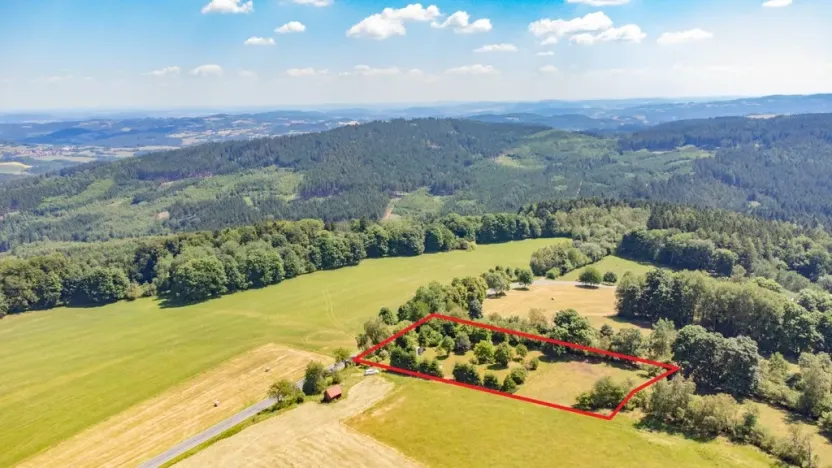 Prodej pozemku pro bydlení, Strašín - Maleč, 4306 m2