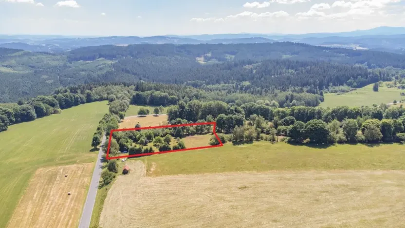 Prodej pozemku pro bydlení, Strašín - Maleč, 4306 m2