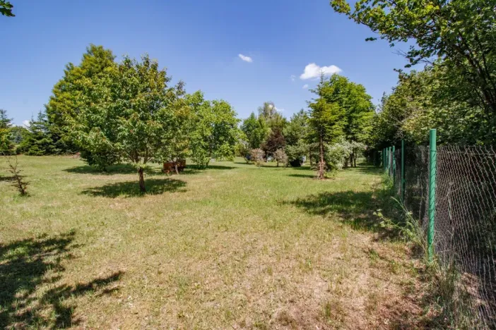 Prodej pozemku pro bydlení, Strašín - Maleč, 4306 m2