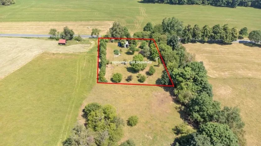 Prodej pozemku pro bydlení, Strašín - Maleč, 4306 m2