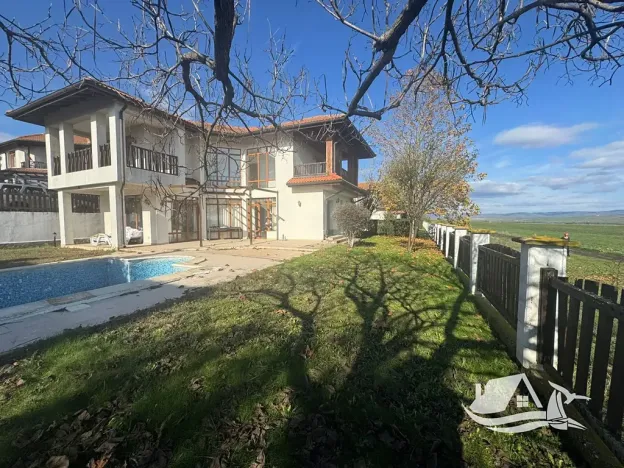 Prodej rodinného domu, Pomorie, Bulharsko, 146 m2