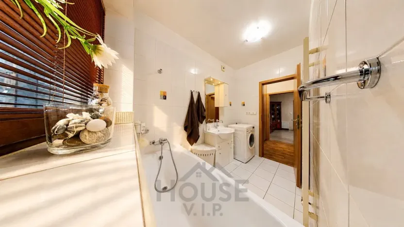 Prodej bytu 2+kk, Praha - Dolní Chabry, 52 m2