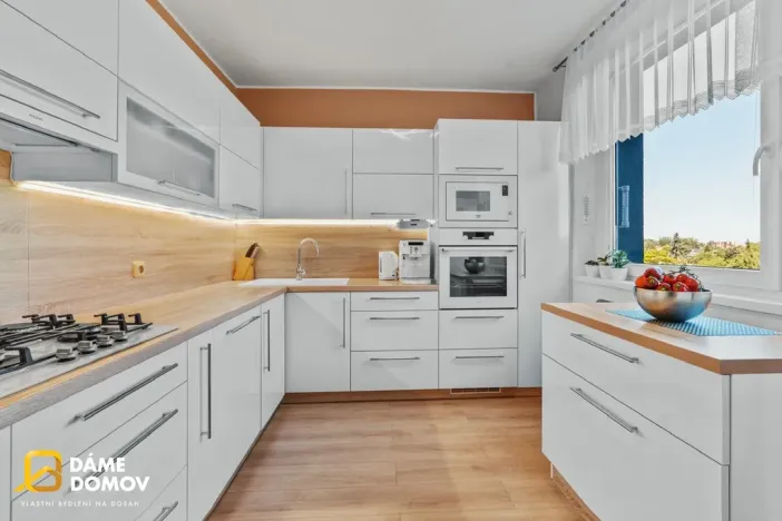 Prodej bytu 3+1, Hodonín, Sídlištní, 72 m2