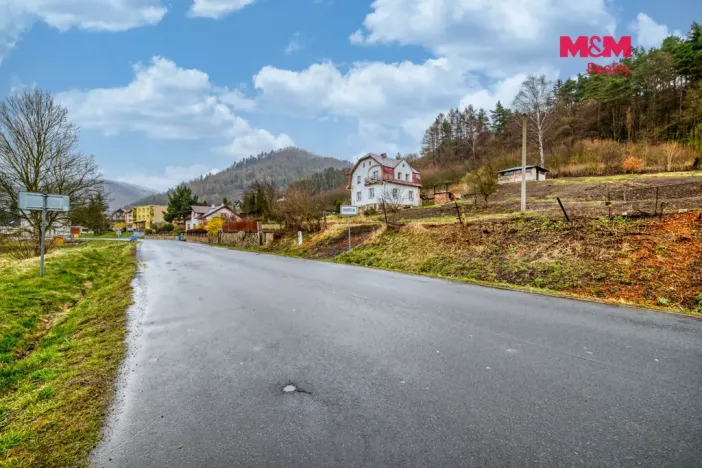 Prodej pozemku pro bydlení, Perštejn, 1543 m2