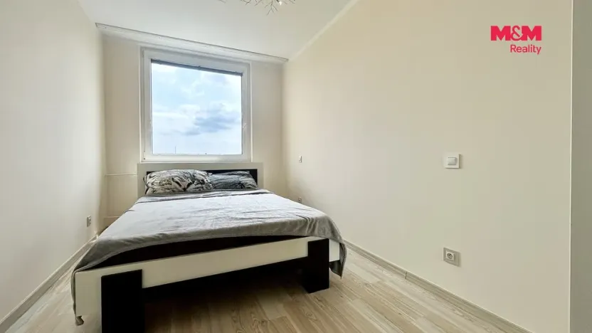 Pronájem bytu 2+kk, Poděbrady - Poděbrady II, Dr. Horákové, 43 m2