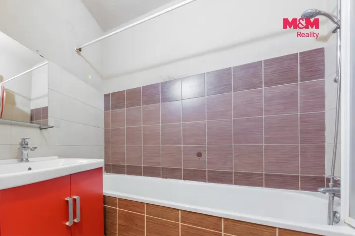 Prodej bytu 2+1, Habartov, Čs. armády, 49 m2