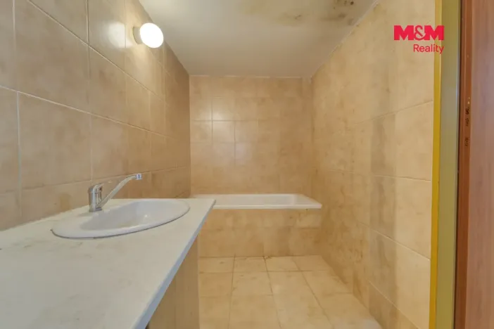 Prodej rodinného domu, Sluhy, 230 m2