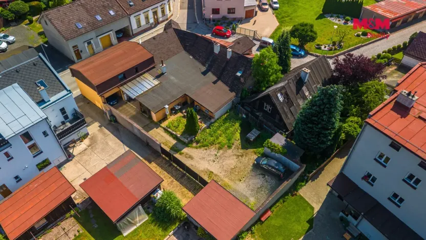 Prodej restaurace, Lomnice nad Popelkou, Poděbradova, 600 m2
