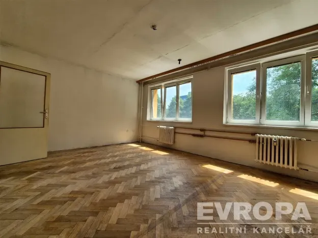 Pronájem bytu 3+1, Praha - Michle, Adamovská, 71 m2