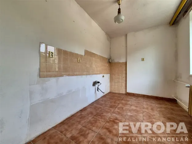 Pronájem bytu 3+1, Praha - Michle, Adamovská, 71 m2
