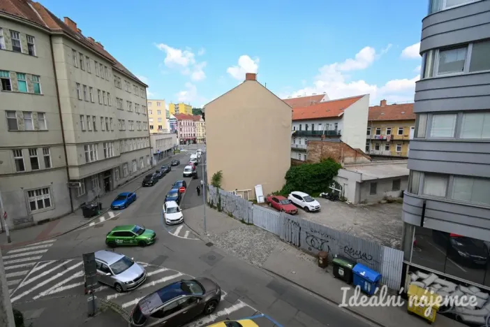 Pronájem bytu 2+kk, Brno, Ypsilantiho, 45 m2