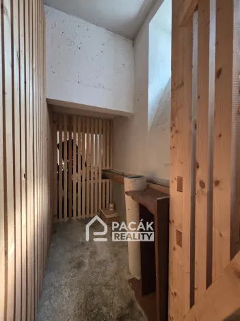 Pronájem bytu 1+kk, Olomouc, Dukelská, 24 m2
