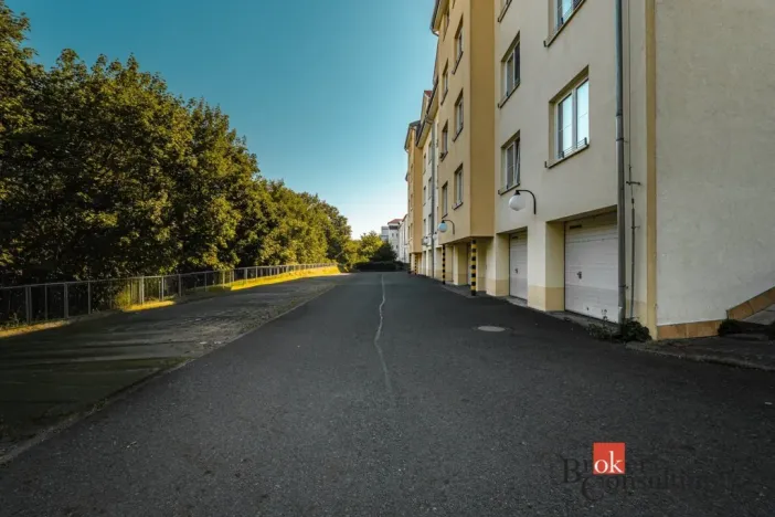 Pronájem bytu 1+1, Plzeň - Skvrňany, U Dráhy, 40 m2