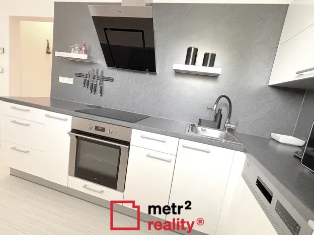 Pronájem bytu 1+kk, Olomouc, Peškova, 57 m2