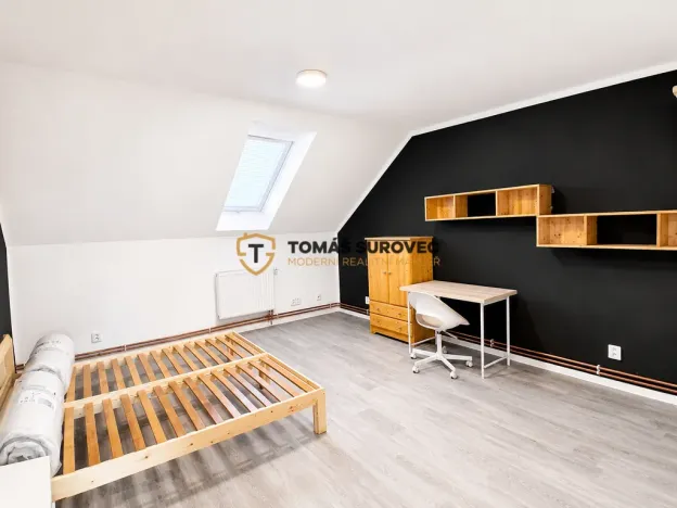 Pronájem pokoje, Zlín, K Luhám, 17 m2